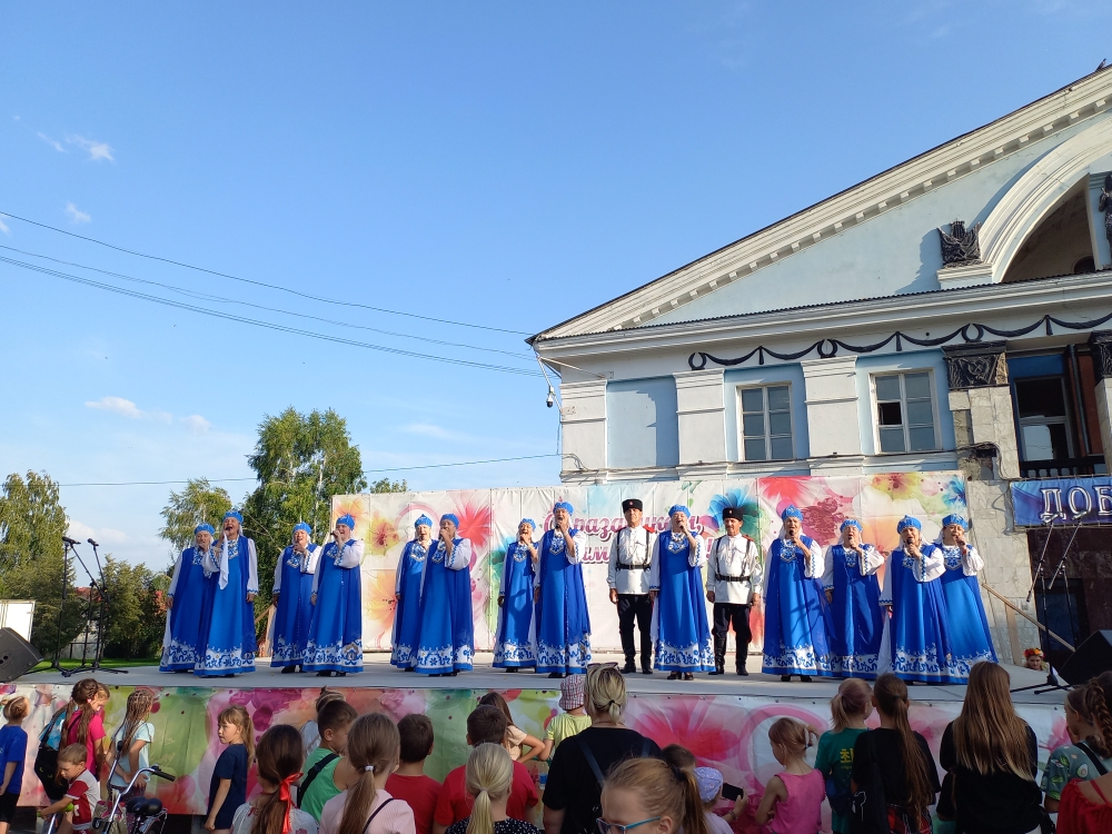 Народный коллектив Алтайского края ансамбль песни «Ярославна» открыл новый творческий сезон!